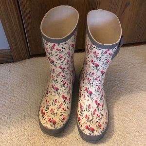 Women rain boots